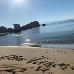 Virginia Βίλα Αμπελάς