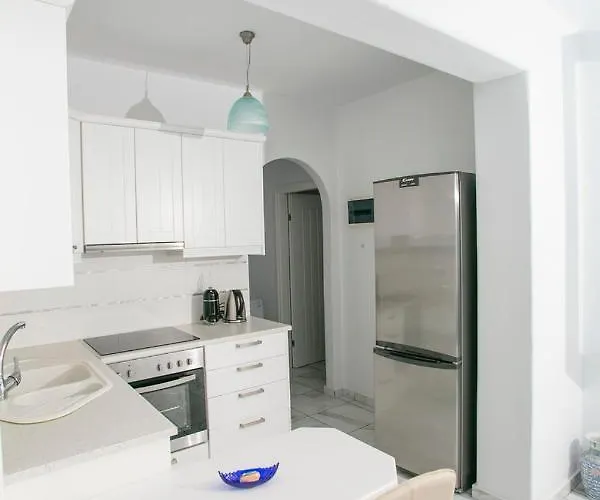 Villa Virginia Ambelász