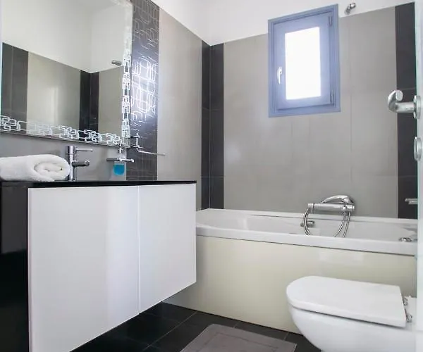 Villa Virginia Ambelász